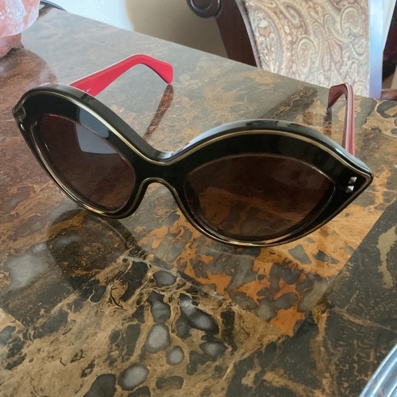 VALENTINO CAT EYE RED/BLACK WOMAN SUNGLASSES WITH CASE main image 12